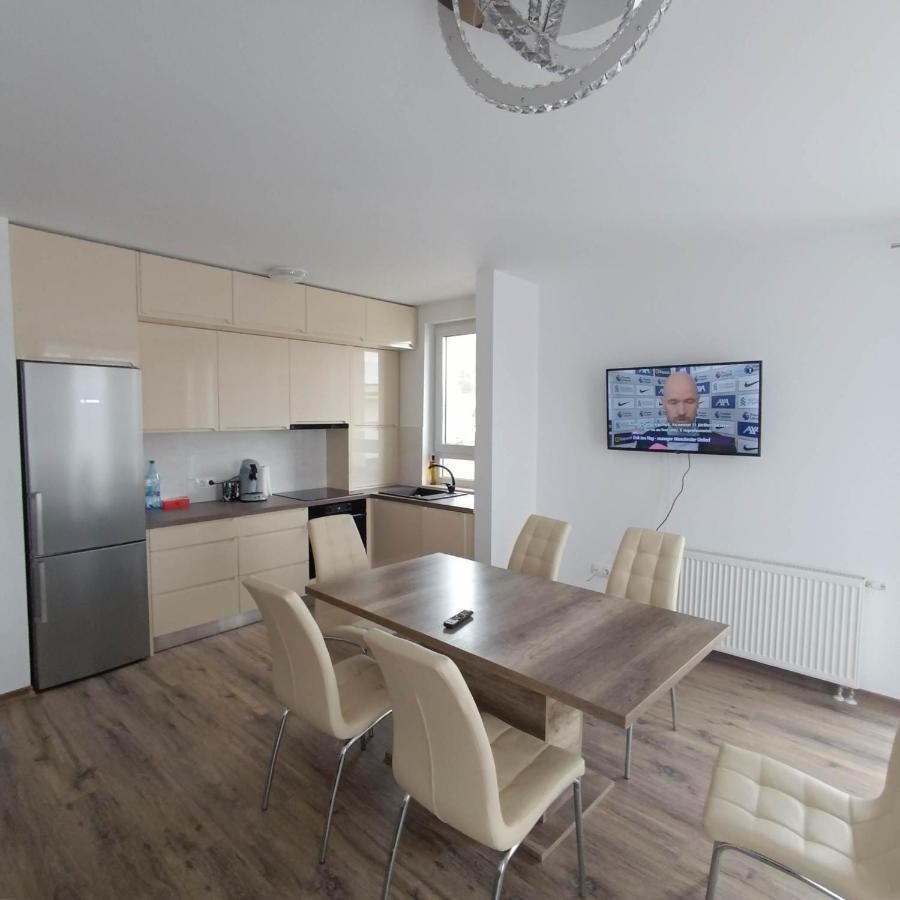 Neue, Moderne Penthousewohnung Sighişoara Esterno foto